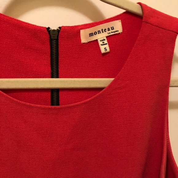 Cute coral top! - Picture 2 of 2